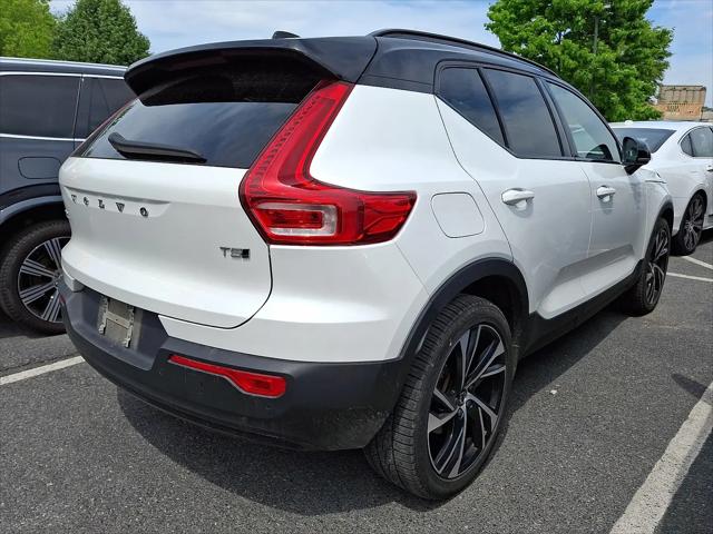 2021 Volvo XC40 T5 R-Design