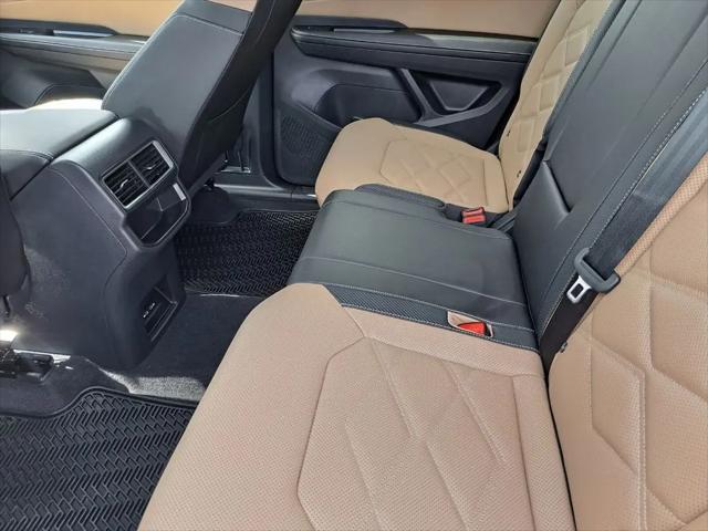 2025 Volkswagen Atlas Cross Sport 2.0T SE