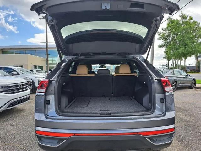 2025 Volkswagen Atlas Cross Sport 2.0T SE