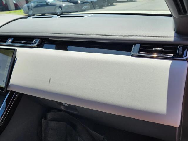 2026 Land Rover Range Rover Velar P250 Dynamic SE