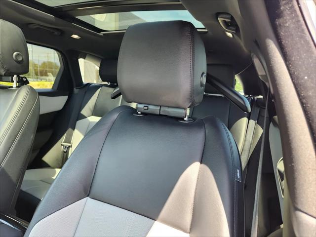 2026 Land Rover Range Rover Velar P250 Dynamic SE