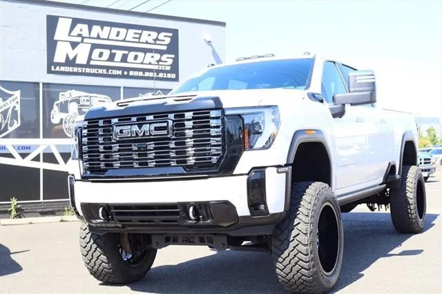 2025 GMC Sierra 3500HD Crew Cab, Standard Bed, Denali Ultimate, 4WD for sale in Gresham, OR
