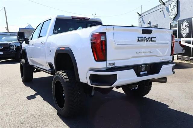 2025 GMC Sierra 3500HD Crew Cab, Standard Bed, Denali Ultimate, 4WD