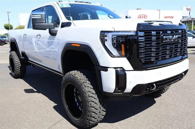 2025 GMC Sierra 3500HD Crew Cab, Standard Bed, Denali Ultimate, 4WD