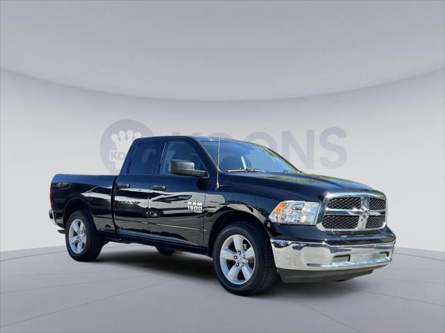 2024 Ram 1500 Classic SLT Quad Cab 4x4 6'4" Box