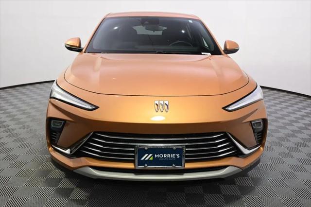 2025 Buick NV Preferred FWD