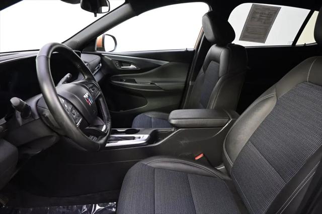 2025 Buick NV Preferred FWD