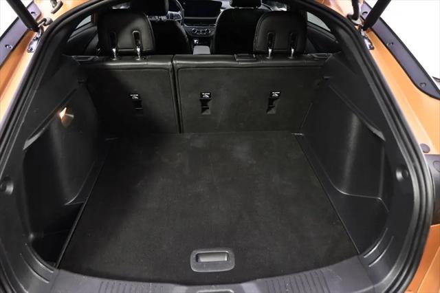 2025 Buick NV Preferred FWD
