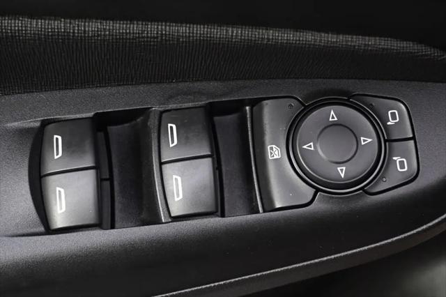 2025 Buick NV Preferred FWD