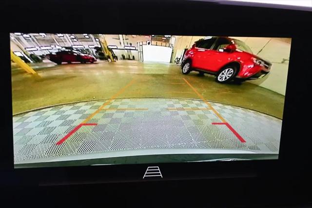2025 Buick NV Preferred FWD