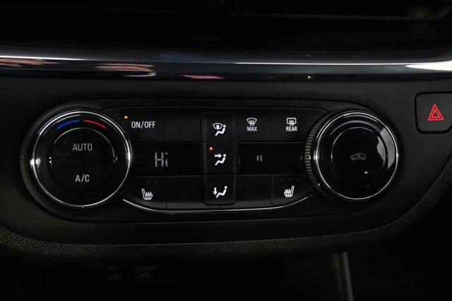 2025 Buick NV Preferred FWD