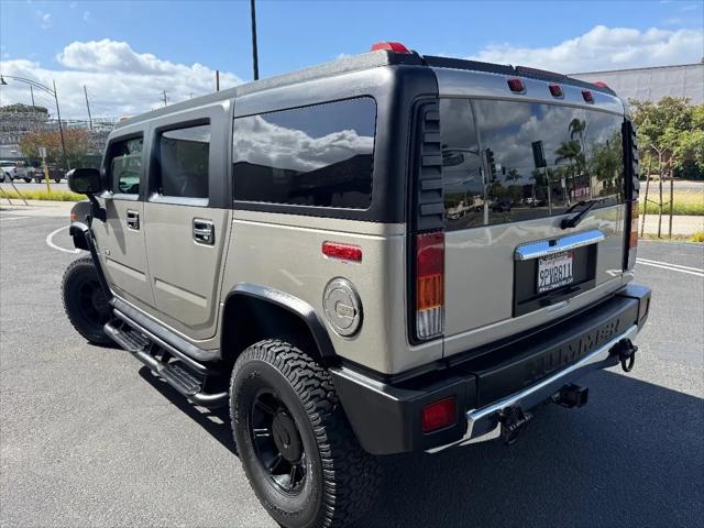 2004 HUMMER H2 Base