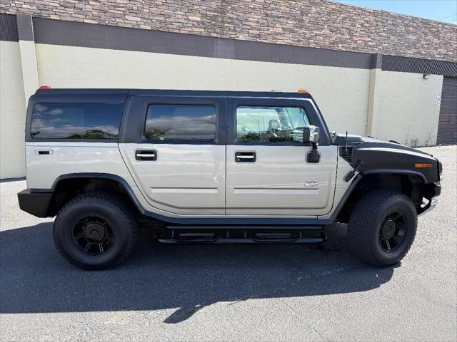 2004 HUMMER H2 Base