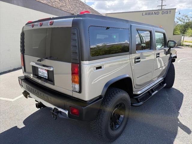2004 HUMMER H2 Base