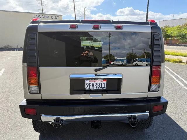 2004 HUMMER H2 Base