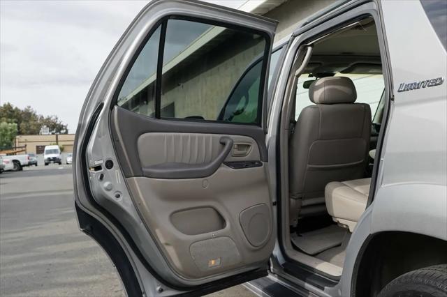 2003 Toyota Sequoia Limited V8