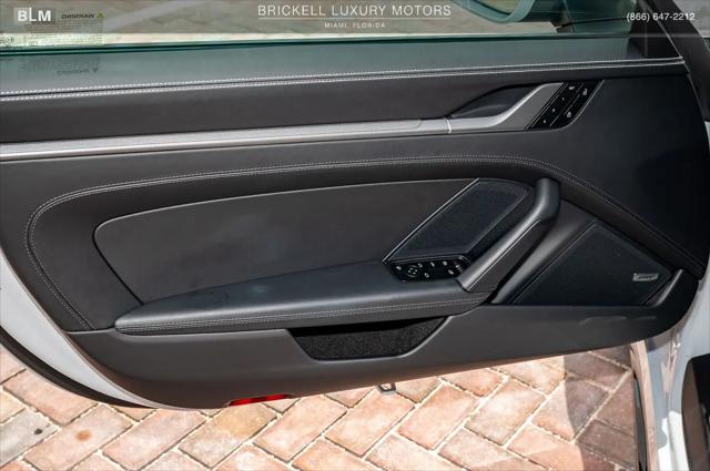 2025 Porsche 911 Carrera Cabriolet
