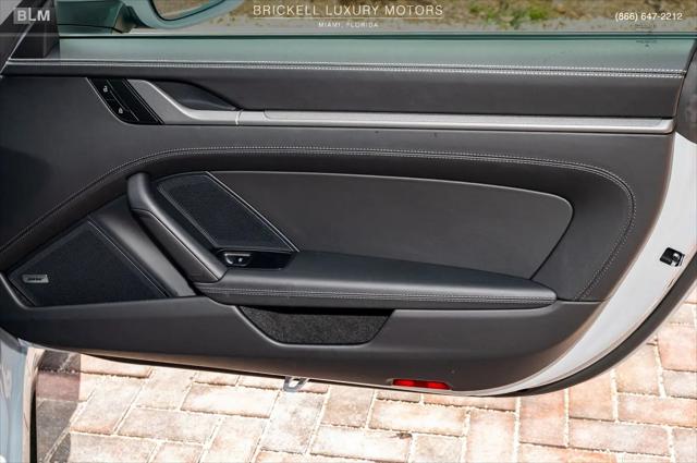 2025 Porsche 911 Carrera Cabriolet