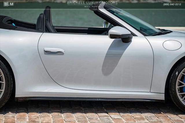 2025 Porsche 911 Carrera Cabriolet