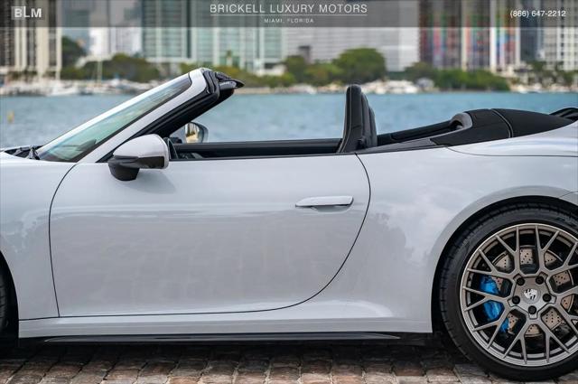2025 Porsche 911 Carrera Cabriolet