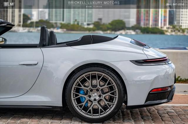 2025 Porsche 911 Carrera Cabriolet