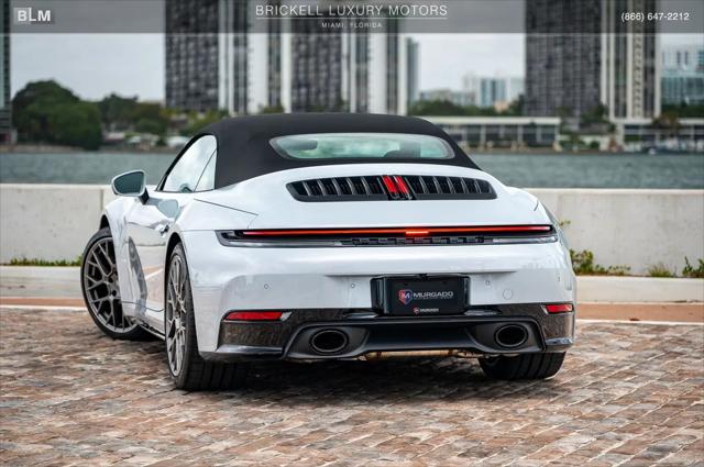 2025 Porsche 911 Carrera Cabriolet