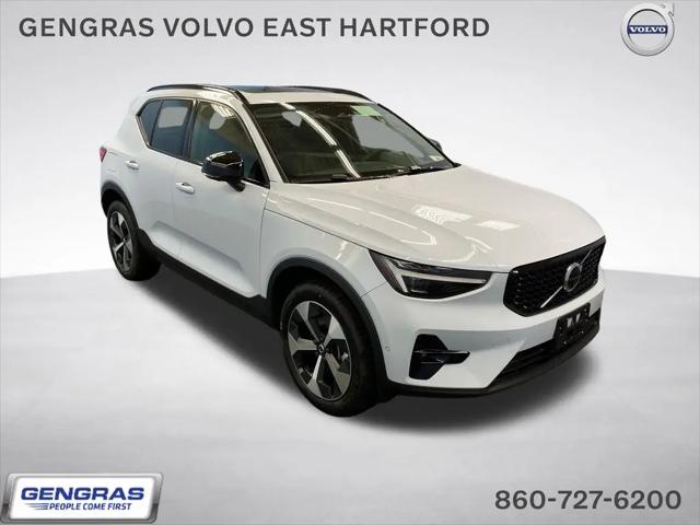 2026 Volvo XC40 Plus, B5 AWD Gas (mild hybrid), Dark for sale in East Hartford, CT