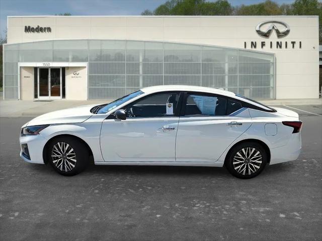 2025 Nissan Altima SV FWD