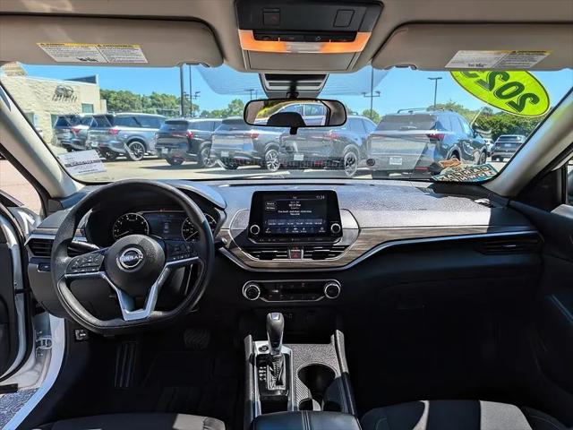 2025 Nissan Altima SV FWD