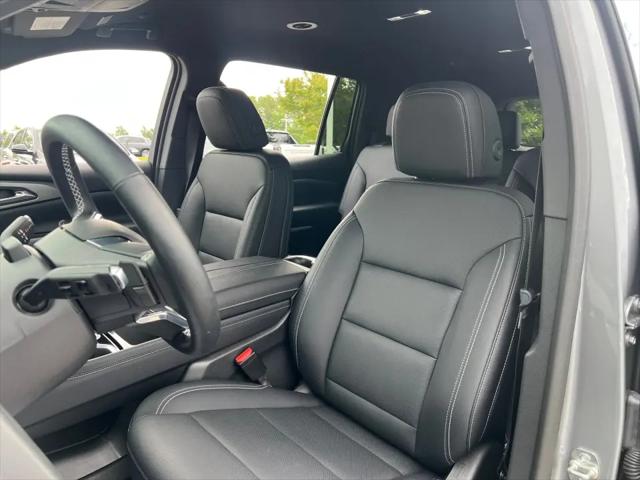 2025 Chevrolet Traverse FWD LT