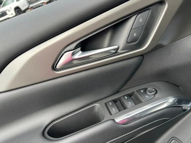 2025 Chevrolet Traverse FWD LT