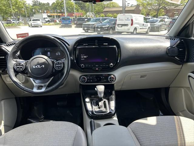 2024 Kia Soul EX