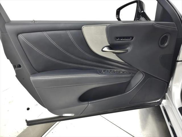 2022 Lexus LS 500h LS 500h