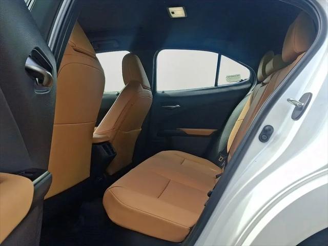 2024 Lexus UX 250h Premium