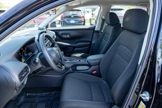2024 Honda HR-V AWD LX