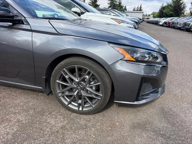 2023 Nissan Altima SR VC-Turbo FWD