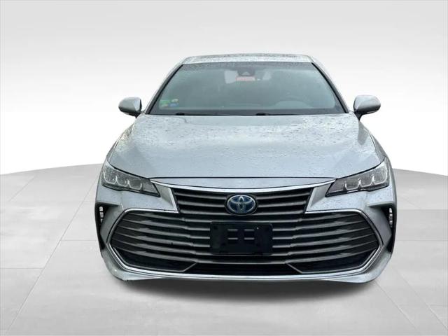 2020 Toyota Avalon Hybrid XLE
