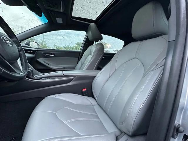 2020 Toyota Avalon Hybrid XLE