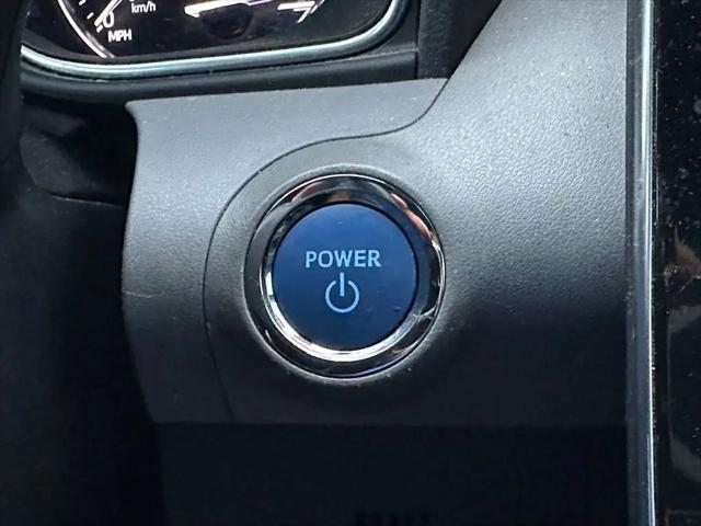 2020 Toyota Avalon Hybrid XLE