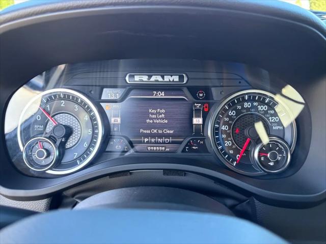 2024 Ram 1500 Big Horn Crew Cab 4x4 5'7" Box