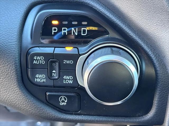2024 Ram 1500 Big Horn Crew Cab 4x4 5'7" Box