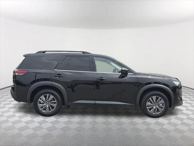 2025 Nissan Pathfinder SV FWD