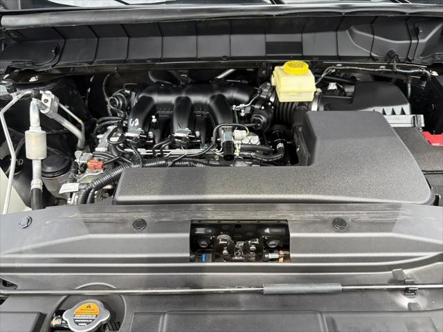2025 Nissan Pathfinder SV FWD