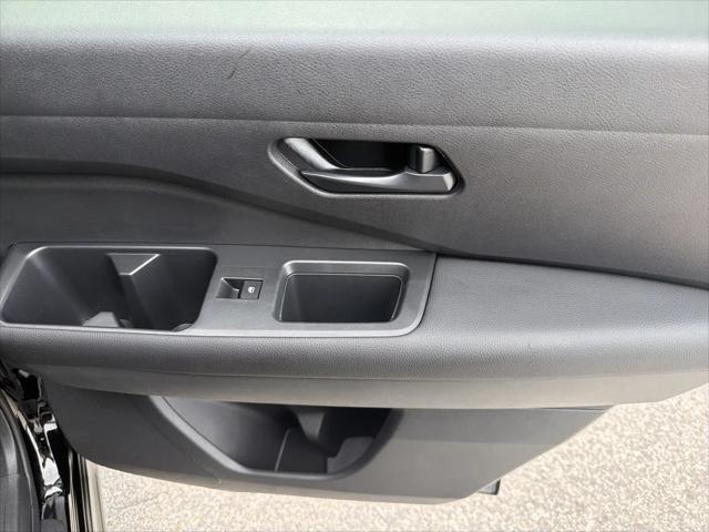 2025 Nissan Pathfinder SV FWD