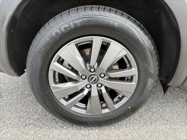 2025 Nissan Pathfinder SV FWD