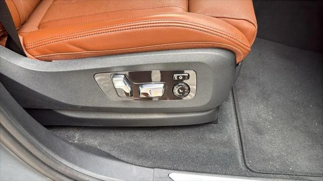 2024 BMW X5 M60i