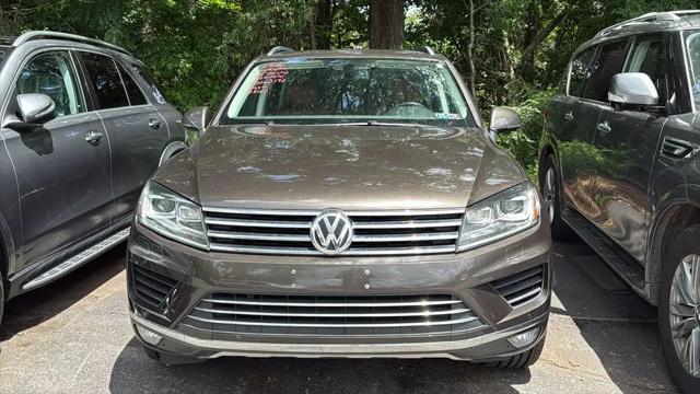 2015 Volkswagen Touareg V6 Lux