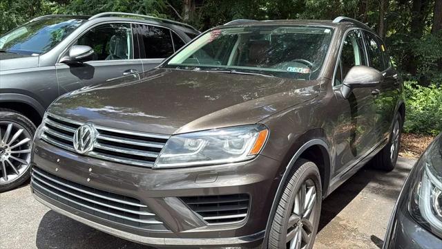 2015 Volkswagen Touareg V6 Lux