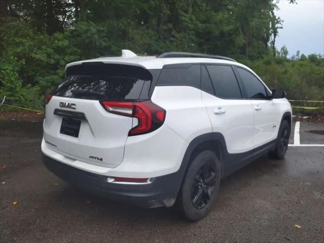 2022 GMC Terrain AWD AT4