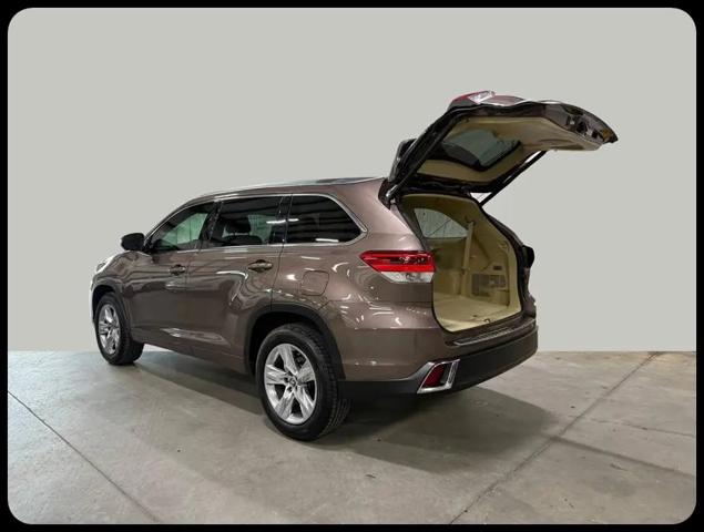 2017 Toyota Highlander Limited